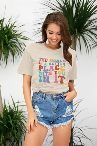 Miniatura 3 de Camisetas con texto en inglés The World is A Better Place with You in It (El mundo es un lugar mejor contigo in it), camiseta inspiradora