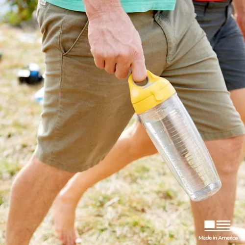 Miniatura 54 de Taza de viaje Tervis de doble pared transparente y colorida con tapa fabricada en Estados Unidos mantiene las bebidas frías y calientes, 16 onzas