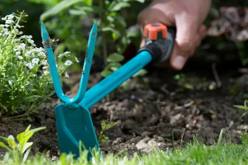 Miniatura 3 de Gardena 8913 dos dientes Combisystem Acero de alta calidad Azada, Ancho 2.0 in, Estándar