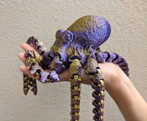 Miniatura 3 de Pulpo impreso en 3D – Personalizable, hecho a pedido Modelo animal articulado (pequeño, morado con tentáculos verde lima)