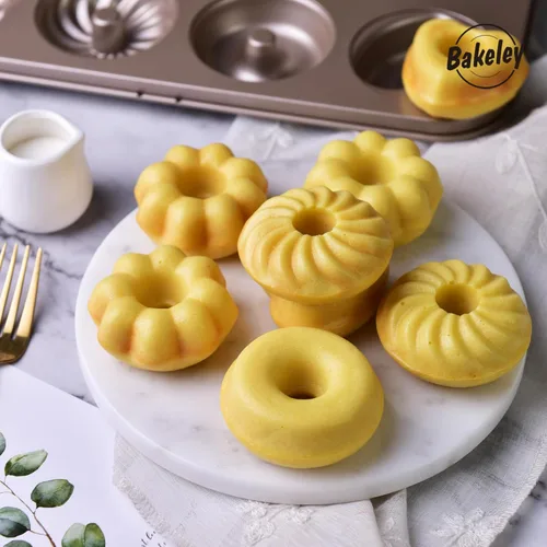 Miniatura 7 de Molde para Donas y Pastel, 12 Cavidades Antiadherente Anillo para Donas, Utensilios de Hornear para Horno (Oro Champán)