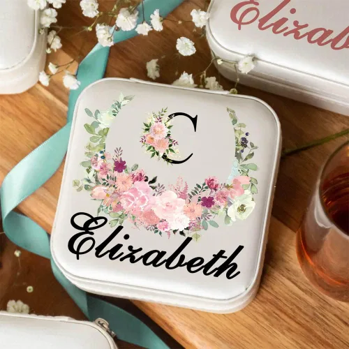 Miniatura 4 de iDWYN Joyero de cuero personalizado con inicial de nombre y flor, estuche organizador de joyas, estuche organizador de joyas, regalos de cumpleaños
