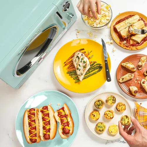 Miniatura 4 de Nostalgia Horno microondas retro para encimera, grande de 800 W, 0.9 pies cúbicos y cafetera Keurig K-Iced de una sola porción, prepara caliente