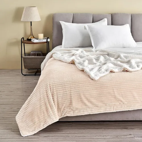 Miniatura 9 de Great Bay Home Manta de felpa de terciopelo y forro polar sherpa, manta gruesa para silla, sofá o cama. Manta cálida, reversible y suave. Colección