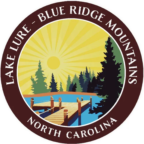 Lake Dock - Lago Lure, Blue Ridge Mountains - Carolina del Norte 3.5 pulgadas ventana coche camión calcomanía vacaciones aventura tema novedad Vino