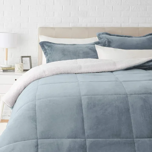 Miniatura 34 de Amazon Basics Juego de ropa de cama de 3 piezas, Sherpa de micromink, ultrasuave, edredón cálido para todas las estaciones, tamaño King, azul Azul