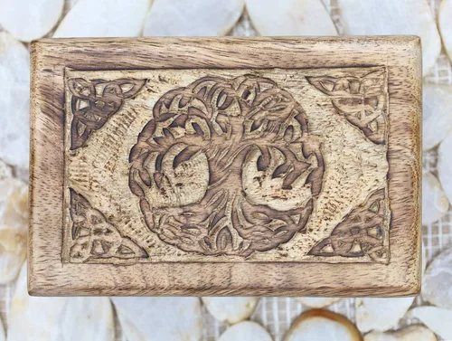 Miniatura 3 de DharmaObjects Caja de almacenamiento de madera tallada a mano (árbol de la vida celta, mediano)