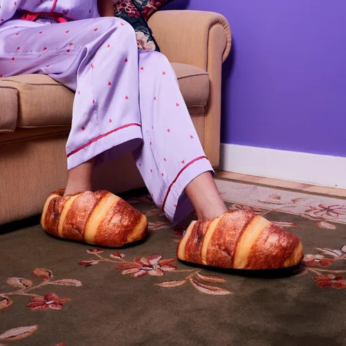 Miniatura 7 de Coddies Mocasines Pantuflas de pan, pantuflas de felpa novedosas, regalo divertido, agarre antideslizante Hombres, mujeres y niños