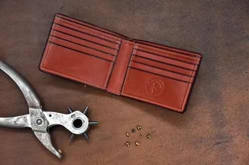 Miniatura 6 de GauchoLife Guarda Pampas Billetera Bi-Fold de Piel, RojoBronceado