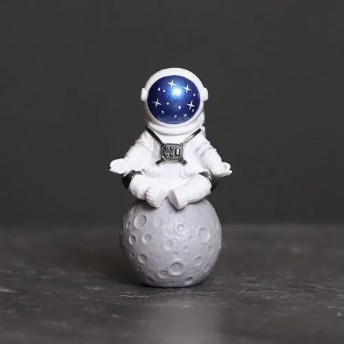 Miniatura 2 de Figura de astronauta de resina, estatua, escultura de astronauta, escultura de astronauta, juguetes educativos, adornos de astronauta