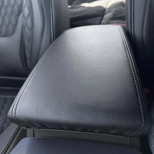 Miniatura 14 de AOMSAZTO Fundas para consola para 2008-2014 Toyota Highlander Fundas para reposabrazos para Toyota Highlander Negro con costuras negras