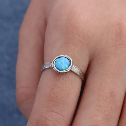 Miniatura 32 de Anillo de plata de ley con piedras preciosas para mujer, anillo apilable de piedra martillada, anillo de piedra natal