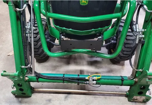 Miniatura 6 de Kit de Válvula Desviadora Eléctrica Hidráulica Summit Hydraulics para Modelos de Tractor John Deere 1025E, 1026R, 1025R, 2025R y 2026R