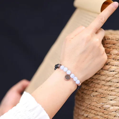 Miniatura 2 de COAI Pulsera de piedra turmalina negra con encanto de loto para mujer