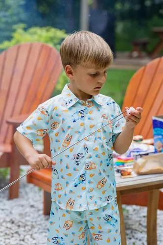 Miniatura 4 de Bluey Camisa y pantalones cortos hawaianos familiares con botones y muffin de bingo