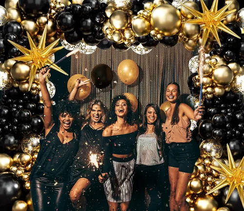 Miniatura 7 de FOTIOMRG - Kit de arco de guirnalda de globos negros y dorados, globos de confeti negro dorado de látex de 5/10/12/18 pulgadas para decoraciones