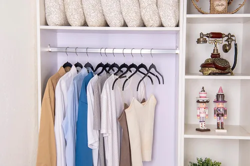 Miniatura 3 de Quality Hangers Perchas de plástico que no son de terciopelo para la ropa, juego de perchas resistentes para ropa, perchas para armario que ahorran