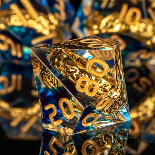 Miniatura 8 de OUKELANWO Magic Lord Rings - Juego de dados DND con caja, 7 piezas de dados LOTR D&D de resina para juegos de rol, dados azul dorado de Dungeons