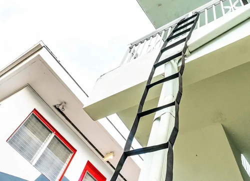 Miniatura 2 de ISOP Escalera de escape de emergencia de 2 pisos de 16 pies Escalera de cuerda reutilizable fabricada en Estados Unidos Ganchos a presión