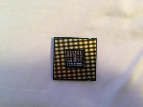Miniatura 2 de Intel Cpu Core 2 Quad Q6600 2.4Ghz Fsb1066Mhz 8M Lga775 bandeja