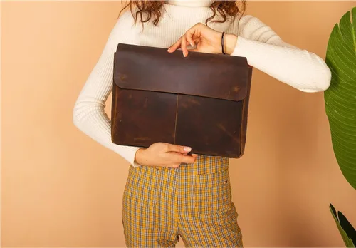 Miniatura 2 de Carpeta de cuero, organizador de carpetas de archivos de cuero de grano completo, portafolio para hombres, funda de cuero espaciosa para portátiles