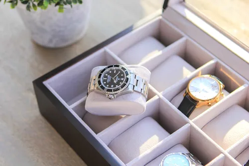 Miniatura 7 de Caja organizadora de relojes de madera sólida con pantalla de cristal de Case Elegance
