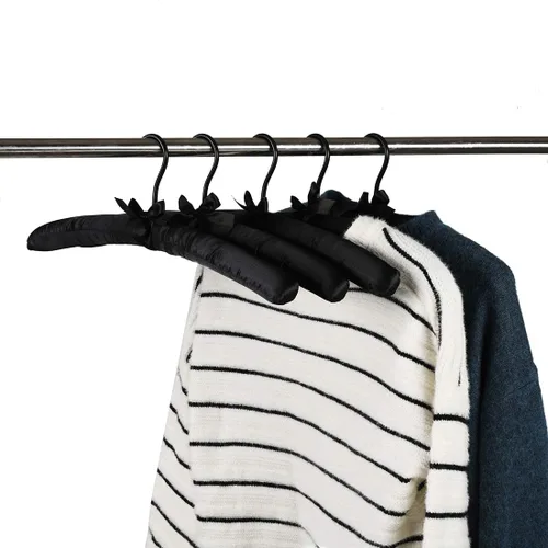 Miniatura 5 de Paquete de 5 perchas acolchadas de satén negro para suéter, colgador de blusa con espuma gruesa y suave para lencería de vestido de novia, colgador