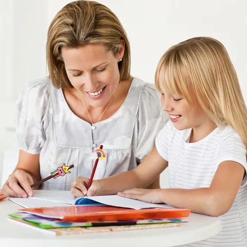 Miniatura 7 de Zddaoole 60 piezas de decoración para lápices, diferentes diseños de clip para lápices, adecuado para premios escolares, recompensas de aula, idea