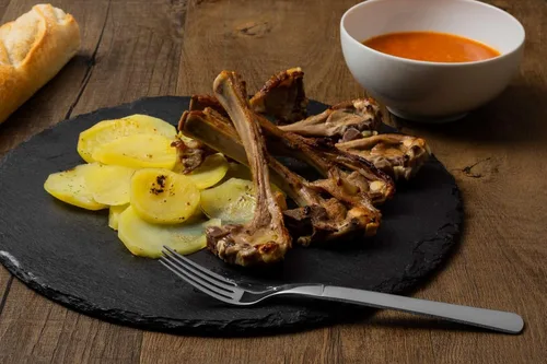 Miniatura 8 de ARCOS Tenedor de mesa para carne - monobloque de una pieza Acero Inoxidable 18/10 y 200 mm- 8" -Color Plata