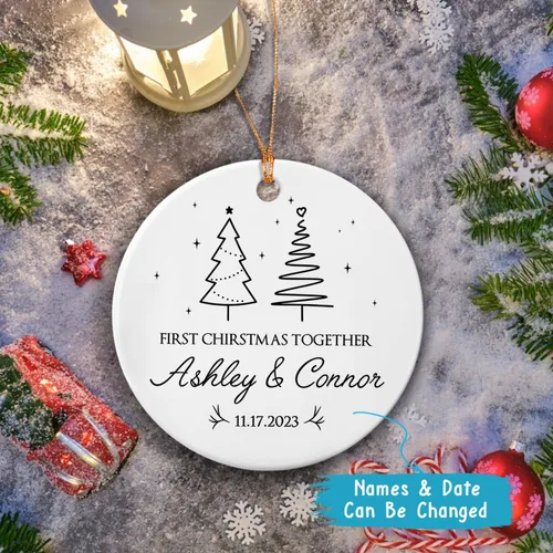 Miniatura 4 de Adorno de nuestra primera Navidad juntos, adorno de cerámica de Navidad personalizado para parejas, 1ª Navidad juntos, adorno de compromiso