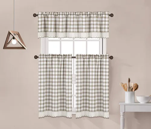 Decotex Juego de 3 cortinas y cenefa de cocina con adornos de encaje de ganchillo a cuadros de búfalo (36 pulgadas con cenefa de 14 pulgadas, gris