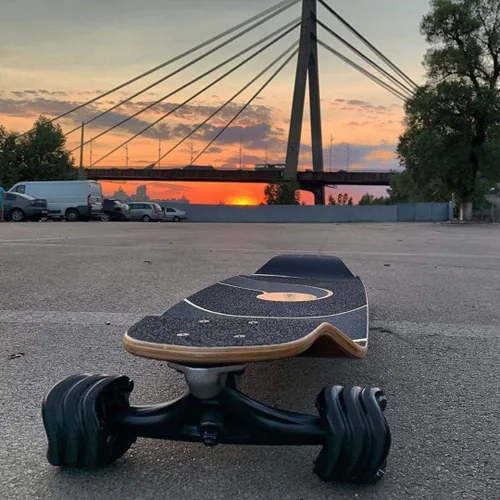 Miniatura 6 de Ruedas Shark Wheel de 72 mm para longboard de crucero, fórmula DNA, juego de 4 ruedas Negro con azul