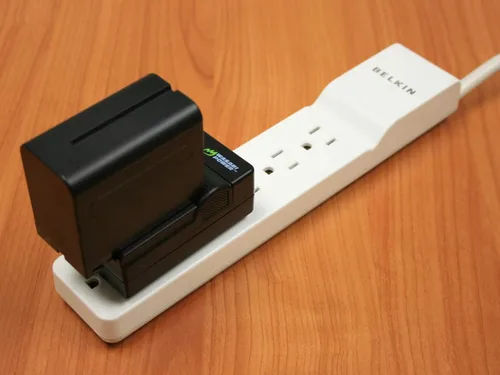 Miniatura 7 de Wasabi Power Cargador de batería para Sony NP-F330, NP-F530, NP-F550, NP-F570, NP-F730, NP-F750, NP-F760, NP-F770, NP-F950, NP-F960, NP-F970