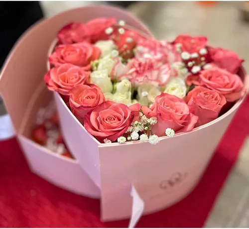 Miniatura 3 de UNIKPACKAGING Caja de Flores en Forma de Corazón de Calidad Premium, Cajas de Regalo para Arreglos Florales y Regalos de Lujo, con Tapas, Tamaño Rosa