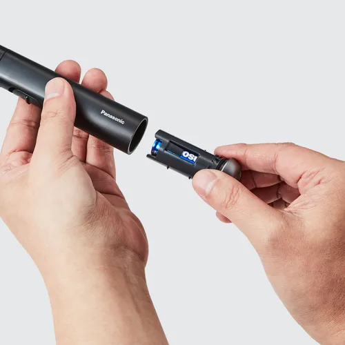 Miniatura 11 de Recortador de vello facial Panasonic para piel sensible, detalle unisex con cabezal flexible, suave para el acné, incluye 2 accesorios para cejas