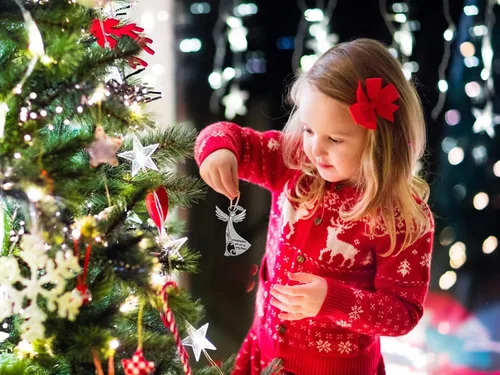 Miniatura 4 de Adorno de Navidad para abuela 2026 o dije de auto para abuela, ángel de metal con piedras brillantes, incluye etiqueta colgante 2026 y viene en caja