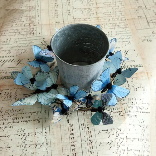 Miniatura 4 de Guirnalda de mariposa artificial, enredaderas decorativas de mariposa falsas, decoración colgante de mariposa única en 3D para pared del hogar, Azul