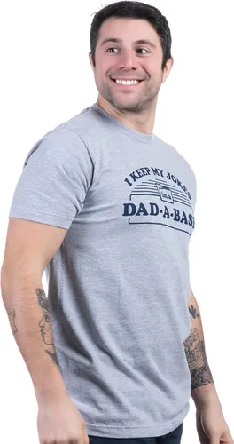 Miniatura 3 de Camiseta divertida con texto en inglés "I Keep My Dad Jokes in a Dad-A-Base" Camiseta divertida para padre, camiseta de humor para el día del padre