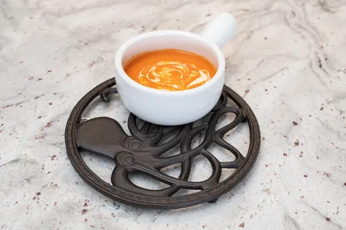Miniatura 8 de GASARÉ, Salvamanteles de hierro fundido para platos calientes, ollas y sartenes, salvamanteles de metal, diseño de pulpo, tapas de patas de goma