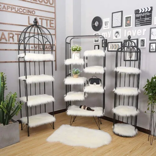Miniatura 2 de Alfombra pequeña de piel de oveja sintética de 12 pulgadas, suave, fondo blanco para fotografía de escritorio de productos pequeños, joyas, relojes