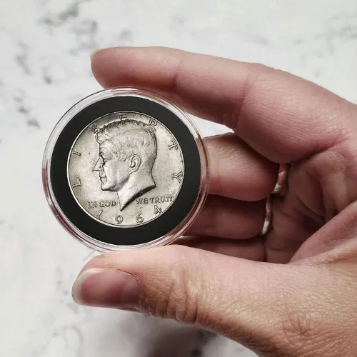 Miniatura 5 de 1 contenedor de almacenamiento para monedas Airtite y 20 anillos negros de 1.181 in Air-Tite para monedas sentadas Franklin Kennedy medio dólar