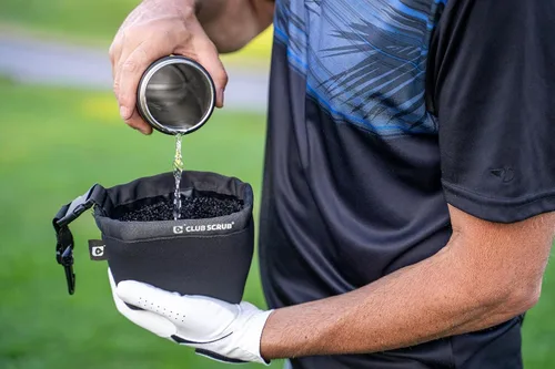 Miniatura 8 de Club Scrub Bolsa de limpieza para palos de golf y pelotas de golf, forro impermeable con tecnología de cara limpia, clip desmontable, lavable a Negro