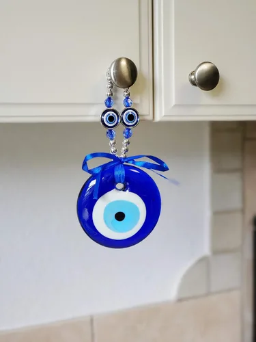 Miniatura 6 de LUCKBOOSTIUM Amuleto único y elegante contra el mal de ojo con cuentas de cristal azul para colgar en el auto, dijes para fuerza, protección