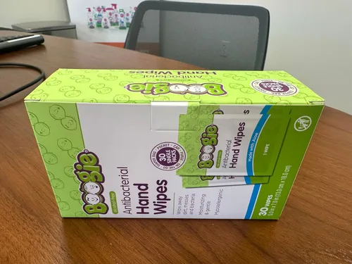 Miniatura 3 de Boogie Toallitas antibacterianas para manos, 30 unidades, hipoalergénicas y sin alcohol, envueltas individualmente, esencial para viaje y bolsa