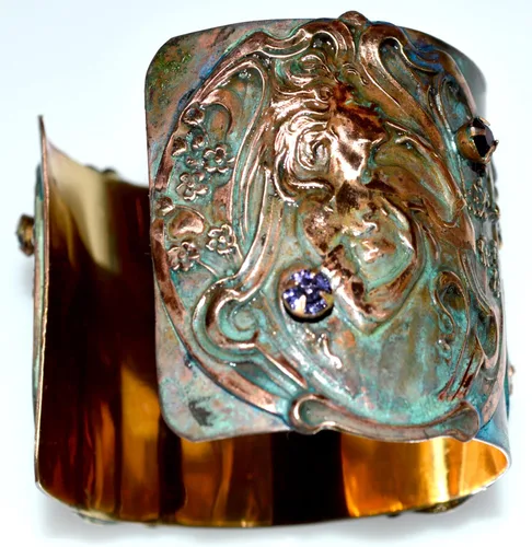 Miniatura 3 de Elaine Coyne Collectible Artwear Pulsera Art Nouveau de latón con flores - Cristales auténticos, Cobre
