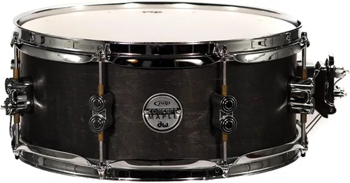 PDP By DW - Tambor de cera negra de arce de 5,5 x 13