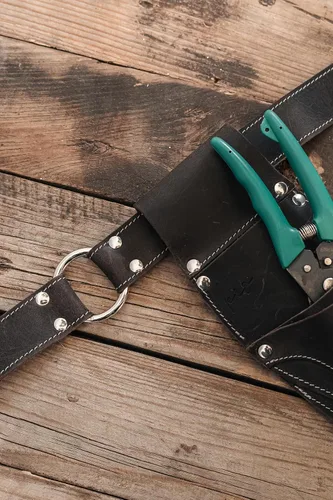 Miniatura 4 de Cinturón personalizado de cuero Hori Hori con funda, podador y bolsillos para tijeras. Cinturón de herramientas de jardinería personalizado