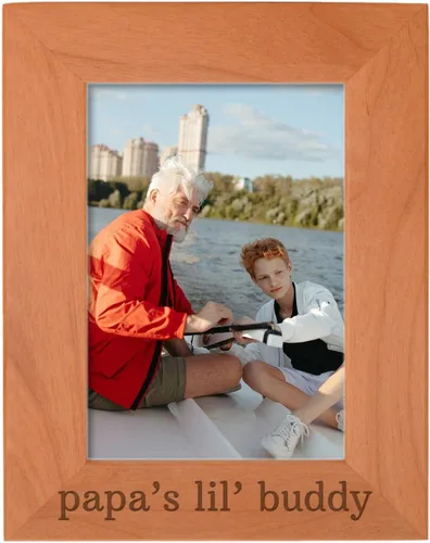 Miniatura 20 de Personalized Gifts Grandpa Gift Grandpa's Lil' Buddy Grandson - Marco de fotos de madera natural grabado de 4 x 6 pulgadas, diseño de paisaje