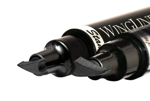 Miniatura 6 de The Flick Stick Sello delineador de ojos con alas para un maquillaje rápido y fácil de ojos de gato, a prueba de manchas y agua, herramienta