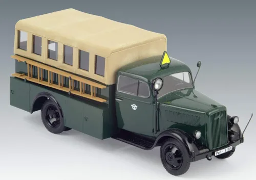 Miniatura 3 de ICM Modelos Tipo 2,5-32 KZS 8 WWII Alemán Camión de Bomberos Ligero Modelo Kit